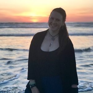 Meet your Posher, Maddie